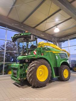 John Deere 8800